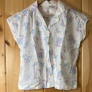 Vintage 70s floral blouse